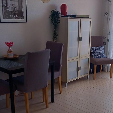 Appartement Vue Mer Piscines Parking Les Coraux Agay Plage Saint-Raphaël Екстериор снимка